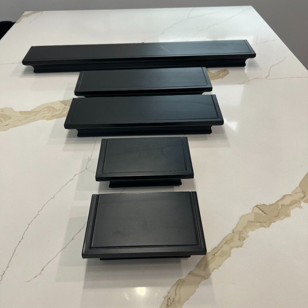 Set Of Black Plastic Graduating Sizes Plastic Shelves